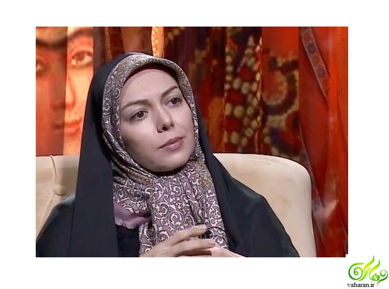 حمله تند اصولگرایان به برنامه آبان آزاده نامداری حمله تند اصولگرایان به برنامه آبان آزاده نامداری