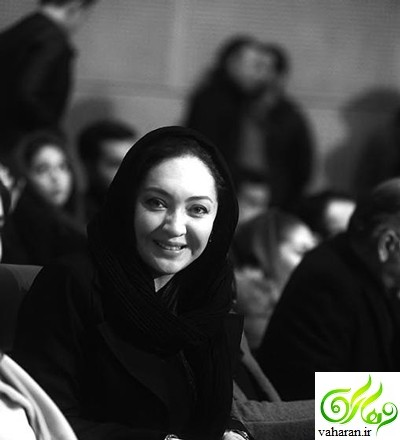 سوژه شدن پیری پوست دست نیکی کریمی نسبت به پوست صورتش! + عکس سوژه شدن پیری پوست دست نیکی کریمی نسبت به پوست صورتش! + عکس