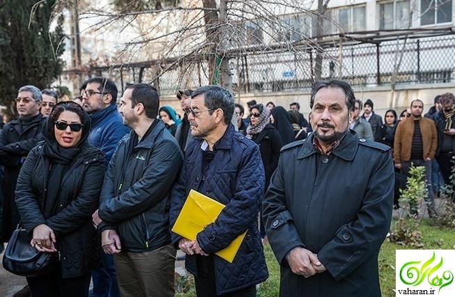 عکس های بازیگران در مراسم تشییع دنیا فنی زاده