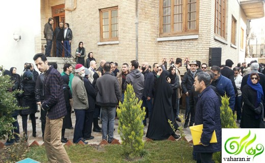 عکس های بازیگران در مراسم تشییع دنیا فنی زاده