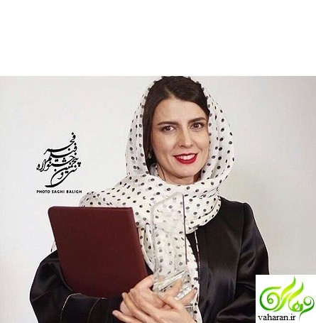 افتادن شال از سر لیلا حاتمی در اختتامیه جشنواره فجر 95 + عکس افتادن شال از سر لیلا حاتمی در اختتامیه جشنواره فجر 95 + عکس